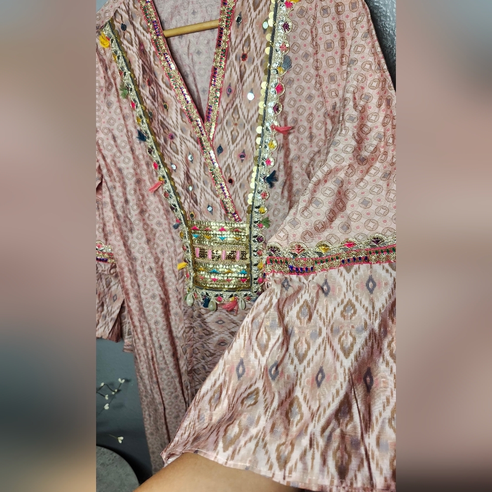 Chic Pink Women's Robe - Picture 10 of 16